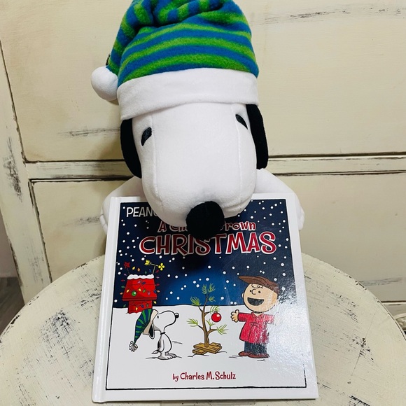 3x$15 Peanuts Snoopy Plush with Green and Blue Hat - Picture 2 of 3